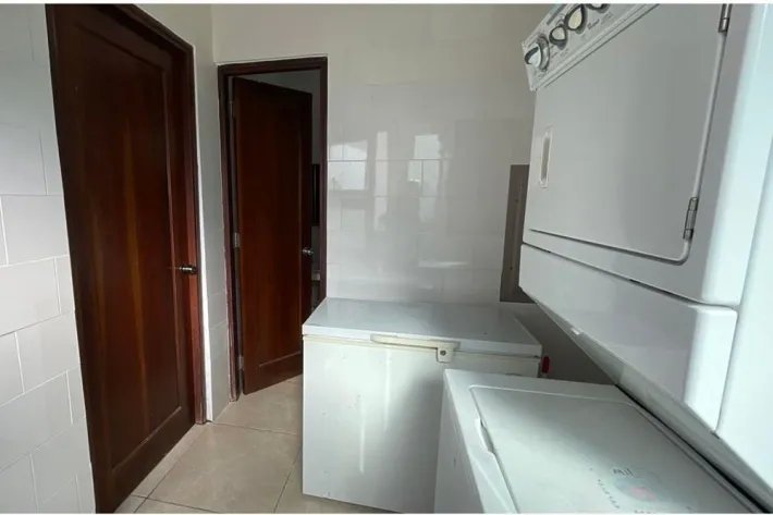 House for sale in Vista Mar, San Carlos