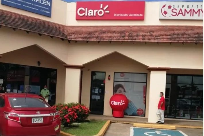 Se vende local comercial en Plaza Banconal, Santiago de Veraguas