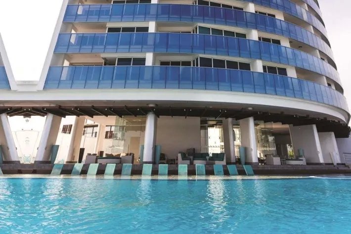 Apartamento en venta en Ocean Waves, Playa Malibu