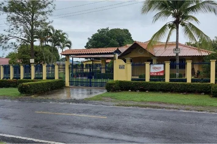 Se Vende Casa de Playa en Nueva Gorgona, Chame