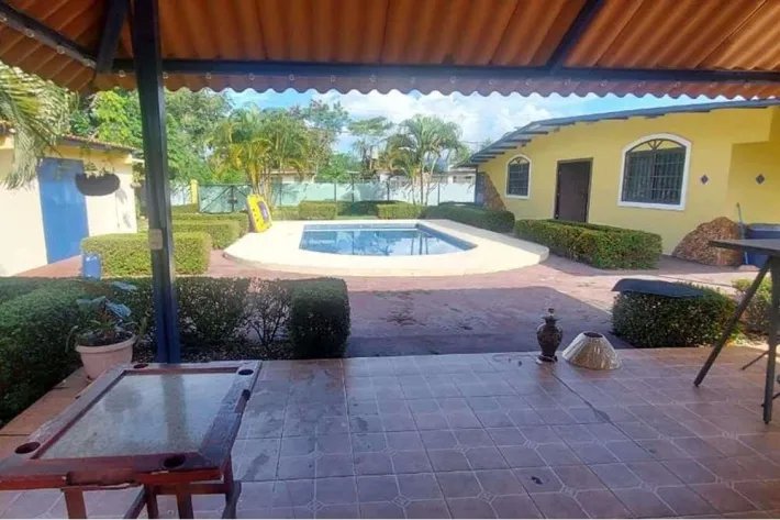 Beach House for Sale in Nueva Gorgona, Chame