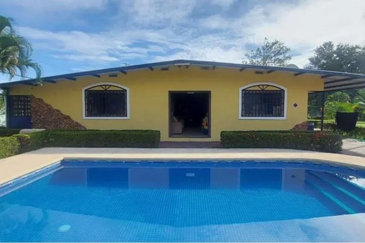 Beach House for Sale in Nueva Gorgona, Chame