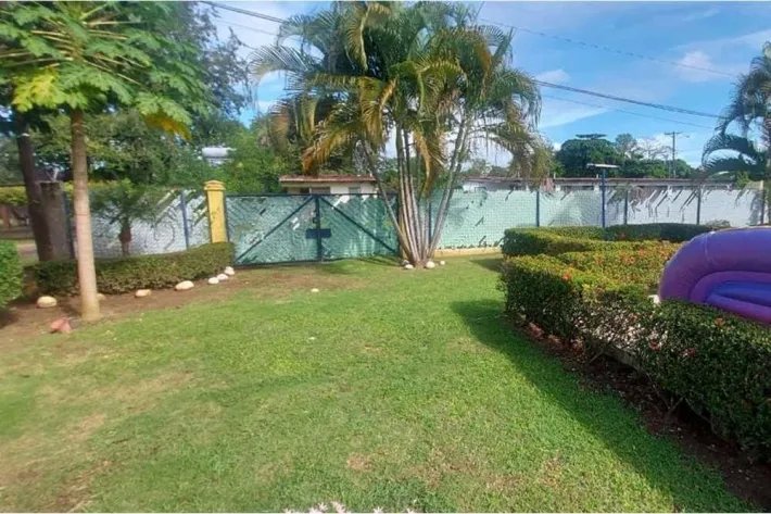 Beach House for Sale in Nueva Gorgona, Chame