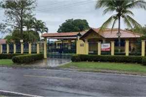 Se Vende Casa de Playa en Nueva Gorgona, Chame