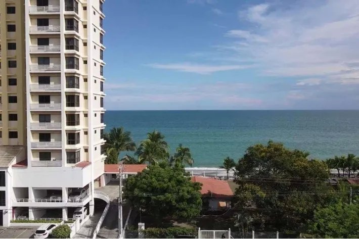 Casa en venta con vista al mar, Playa Malibú, Nueva Gorgona