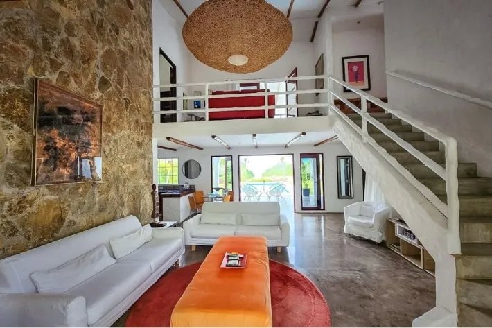 Se vende casa en PH El Cortijo, Costa Esmeralda, San Carlos