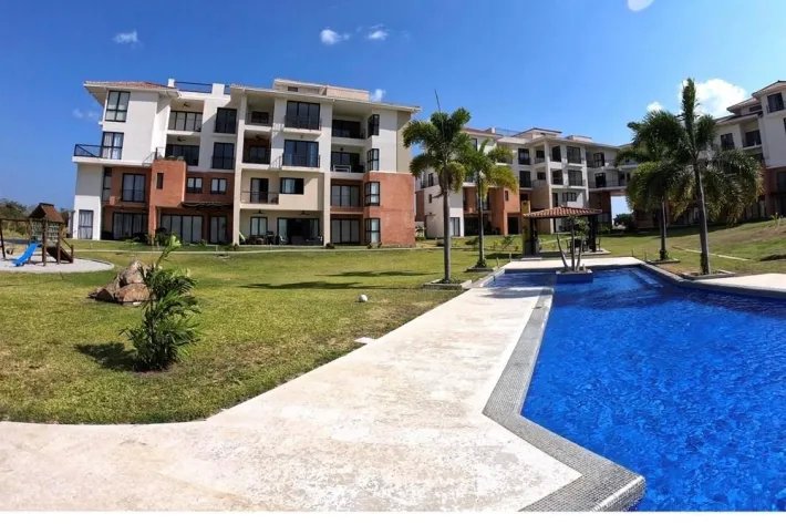 Venta de apartamento en PH Casa Real, Vista Mar, San Carlos