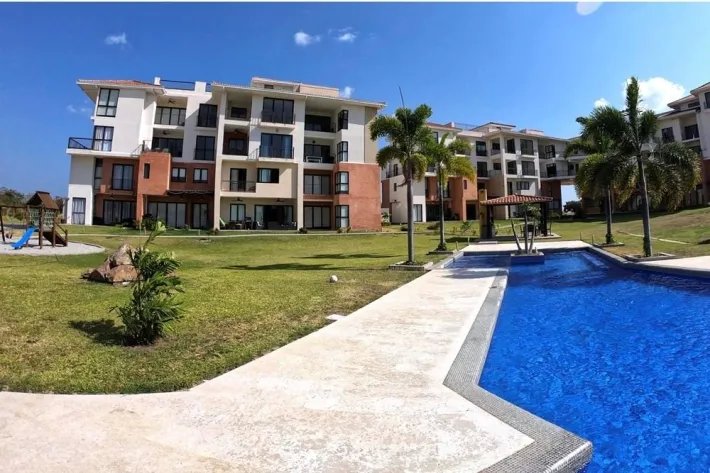 Venta de apartamento en Vistamar, Casa Real, San Carlos
