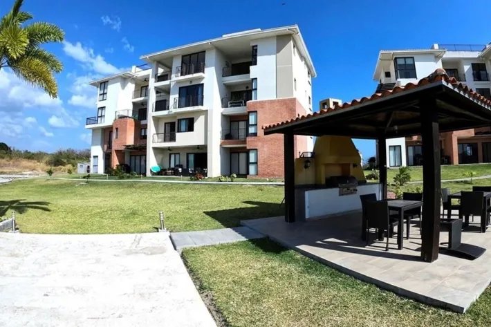 Venta de apartamento en Vistamar, Casa Real, San Carlos
