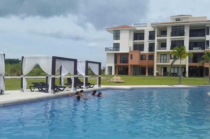 Venta de apartamento en Vistamar, Casa Real, San Carlos