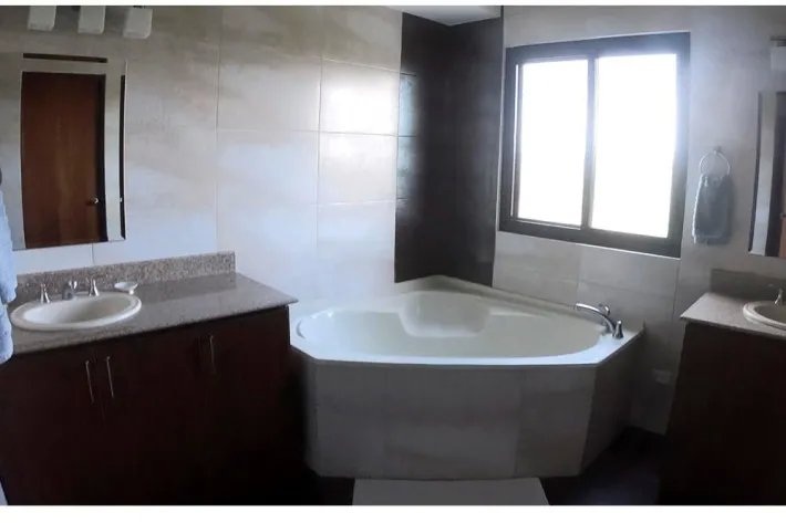 Venta de apartamento en PH Casa Real, Vista Mar, San Carlos