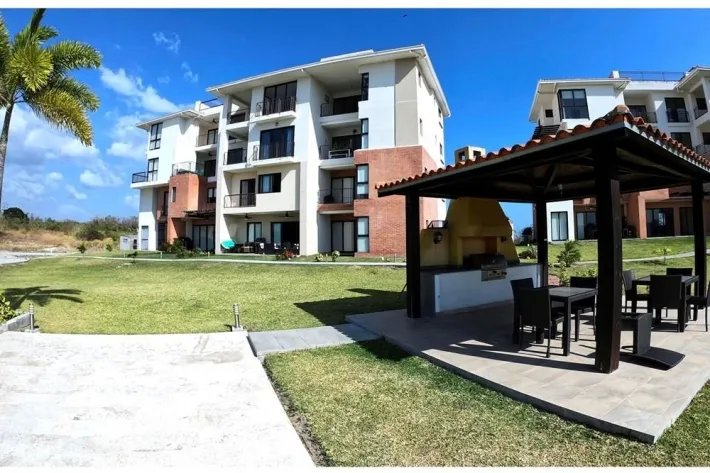 Venta de apartamento en PH Casa Real, Vista Mar, San Carlos