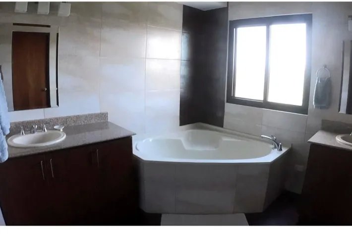 Venta de apartamento en PH Casa Real, Vista Mar, San Carlos