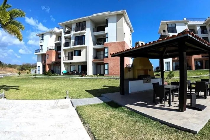 Venta de apartamento en PH Casa Real, Vista Mar, San Carlos
