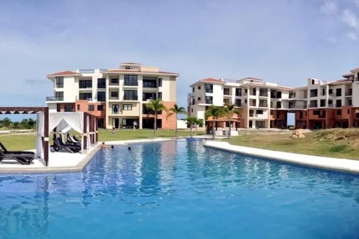 Venta de apartamento en PH Casa Real, Vista Mar, San Carlos