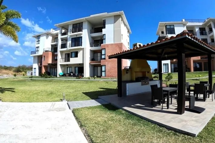 Venta de apartamento en PH Casa Real, Vista Mar, San Carlos