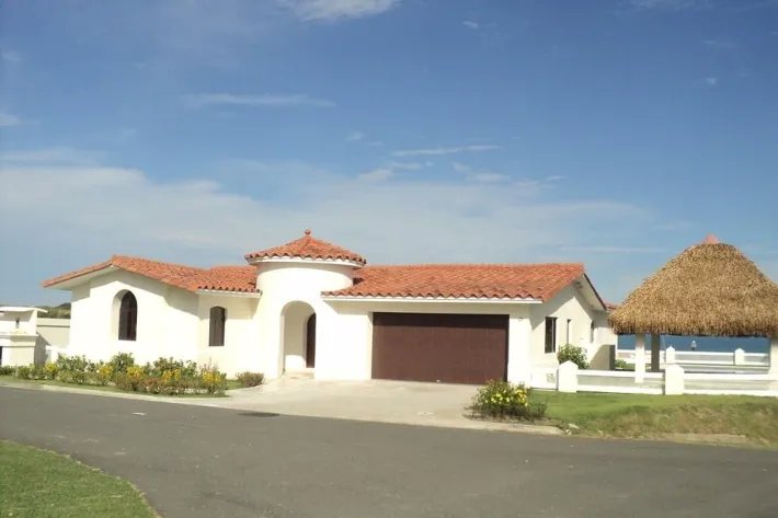 Venta de casa en Las Terrazas, Vista Mar, San Carlos