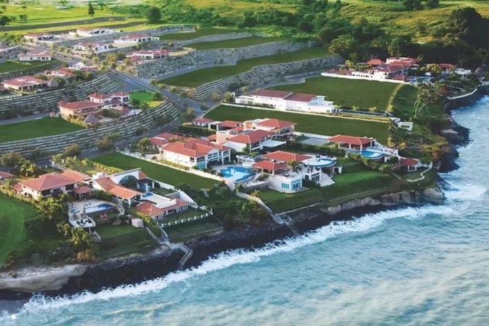 Venta de casa en Las Terrazas, Vista Mar, San Carlos