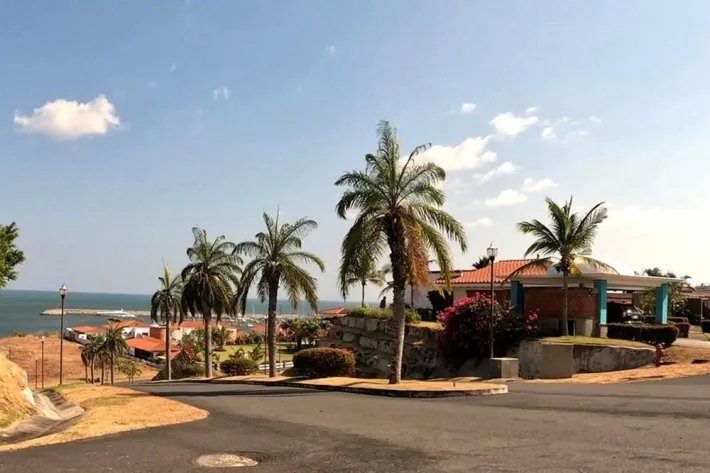 Venta de casa en Las Terrazas, Vista Mar, San Carlos