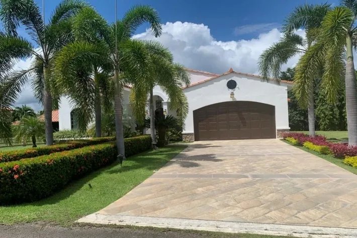Venta de casa en Hacienda del Pacifico, Vista Mar, San Carlos