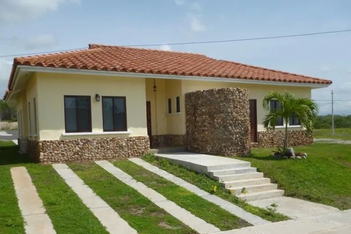 Venta de Casa en Rodeo Viejo Country, San Carlos