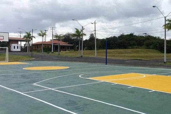 Venta de Casa en Rodeo Viejo Country, San Carlos