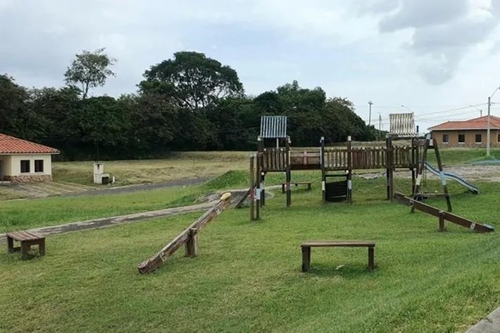 Venta de Casa en Rodeo Viejo Country, San Carlos