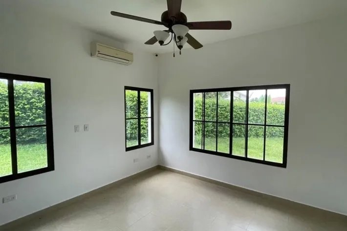 Venta de casa en Hacienda del Pacifico, San Carlos