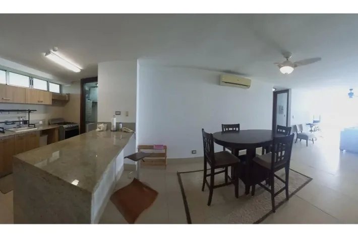 se vende apartamento frente al mar en ph bahia, neuva gorgona panama oeste.