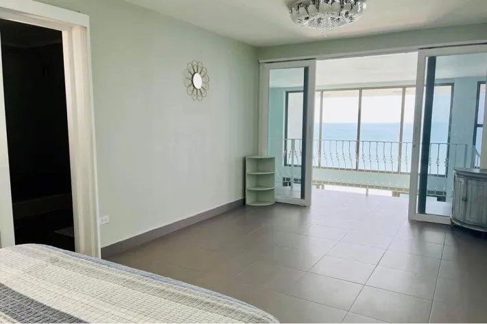 Se vende penthouse frente al mar en nueva gorgona, panama oeste