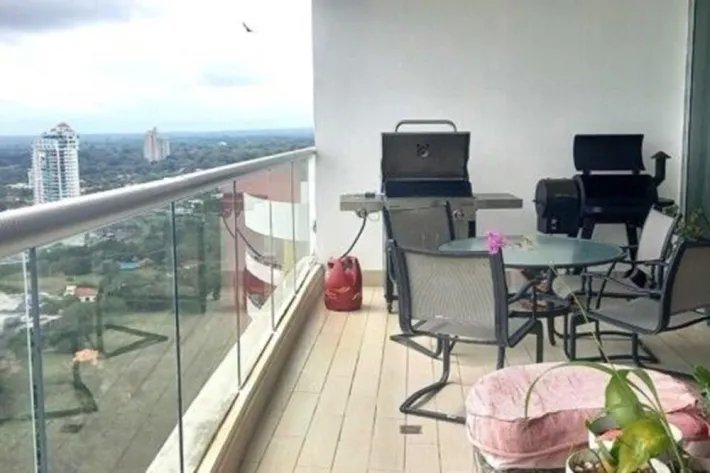 se vende jr penthouse en nueva gorgona, Panama