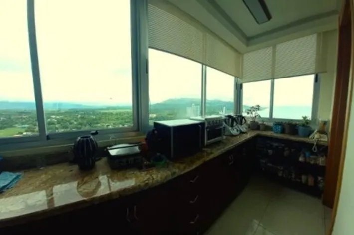 se vende jr penthouse en nueva gorgona, Panama
