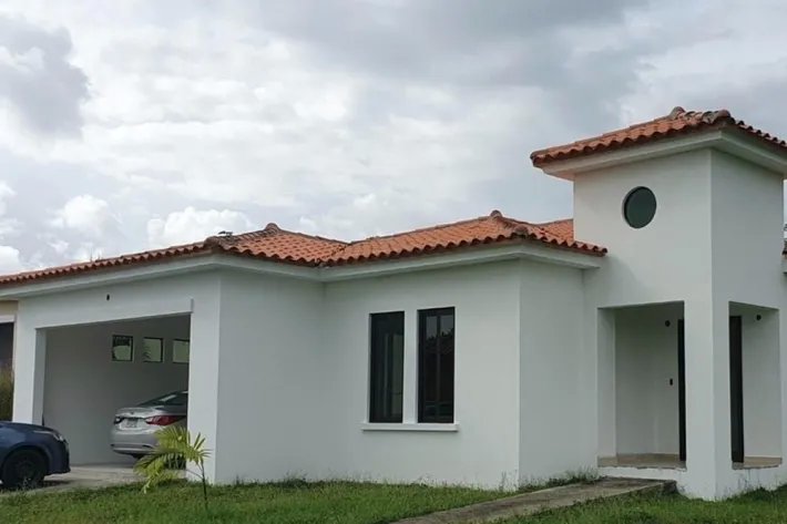 Venta de casa en Hacienda del Pacifico, San Carlos