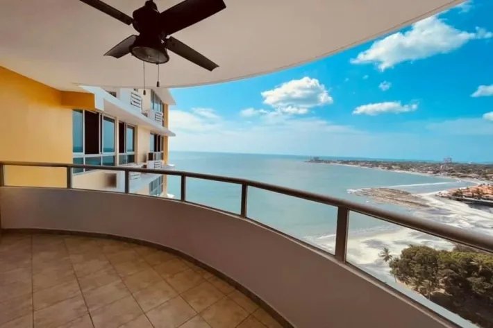 For rent 2 bedroom apartment playa serena, nueva gorgona, panama oeste