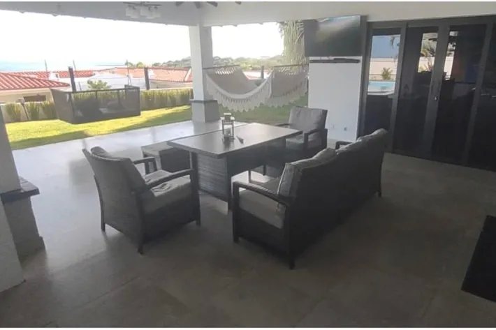 Casa remodelada en venta en Vista Mar, San Carlos