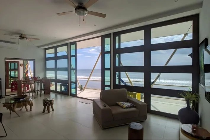 for rent beachfront apartment located in nueva gorgona, Panama o este