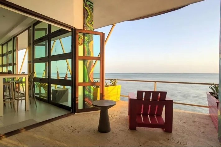 for rent beachfront apartment located in nueva gorgona, Panama o este