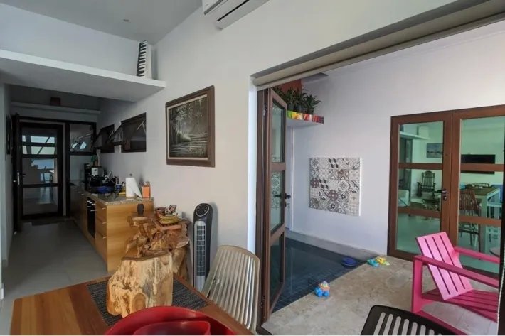 for rent beachfront apartment located in nueva gorgona, Panama o este