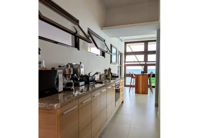 for rent beachfront apartment located in nueva gorgona, Panama o este