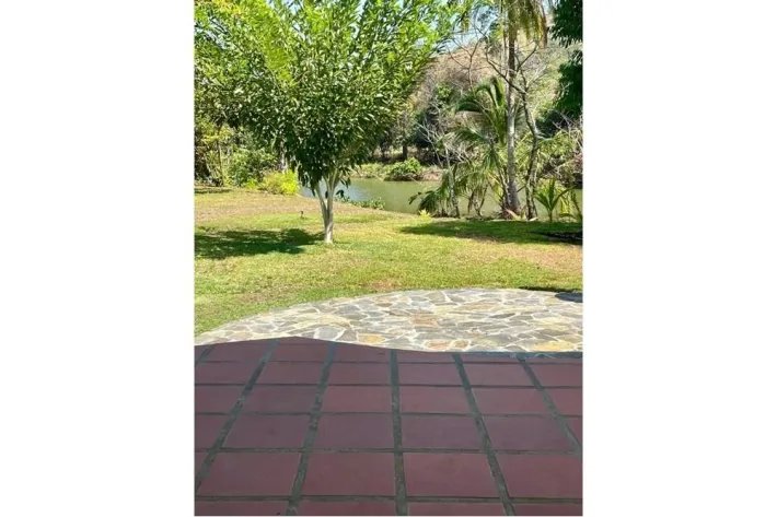 Venta de casa en Torio, Veraguas, Panamá; de 201 metros construidos dentro de un terreno de 3000 metros cuadrados. Excelente oportunidad de vivir en e