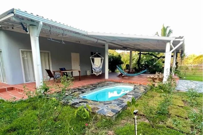 Venta de casa en Torio, Veraguas, Panamá; de 201 metros construidos dentro de un terreno de 3000 metros cuadrados. Excelente oportunidad de vivir en e