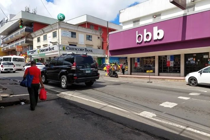 Se vende casa comercial de esquina en la Chorrera, Panamá Oeste