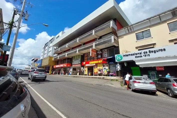 Se vende casa comercial de esquina en la Chorrera, Panamá Oeste