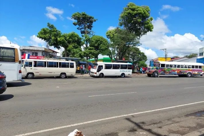 Se vende casa comercial de esquina en la Chorrera, Panamá Oeste