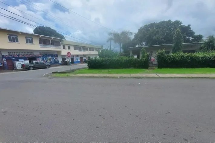 Se vende casa comercial de esquina en la Chorrera, Panamá Oeste