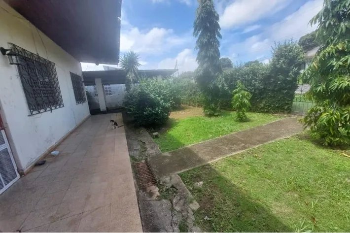Se vende casa comercial de esquina en la Chorrera, Panamá Oeste
