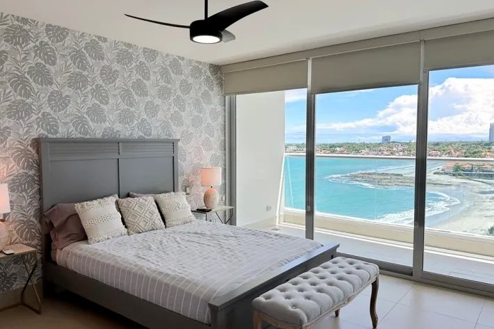 Venta de apartamento en Playa Serena, Gorgona