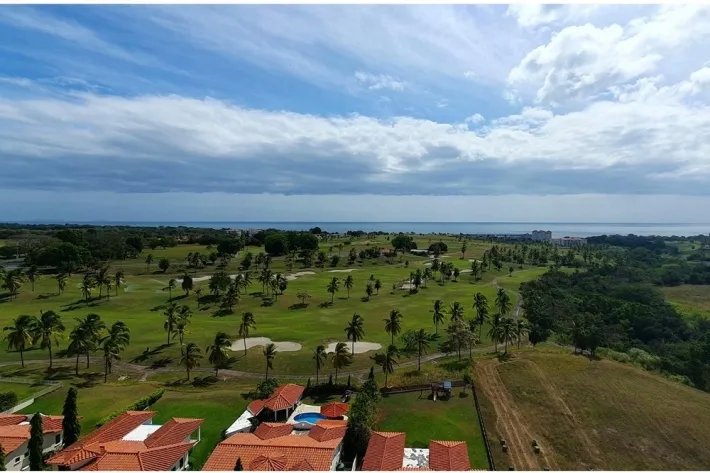 Se vende apartamento en San Carlos, Vista Mar