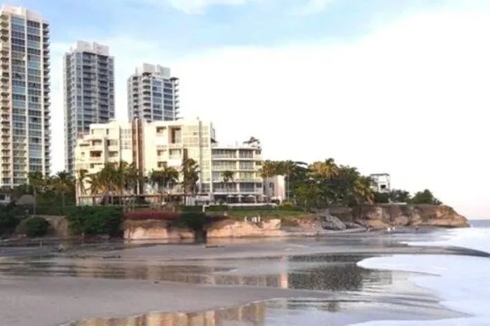Se vende apartamento en Riomar, San Carlos, Panamá