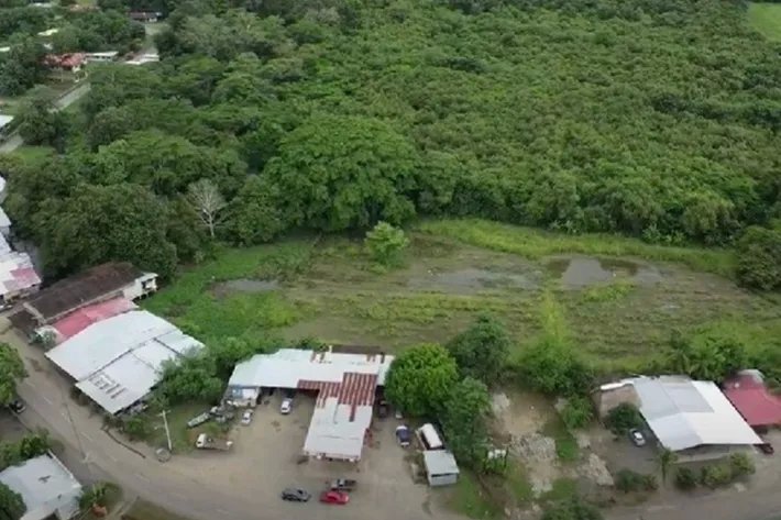 Se vende terreno en Los Santos, Tonosí